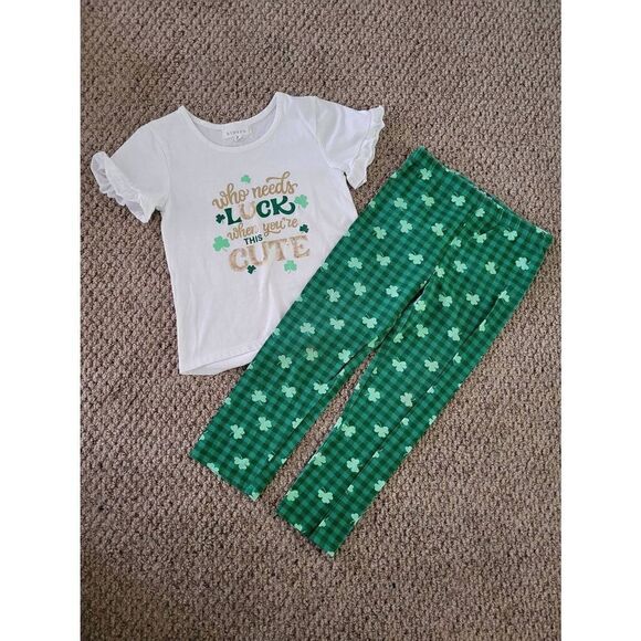 NWOT btween St. Patrick's day outfit - Picture 1 of 7